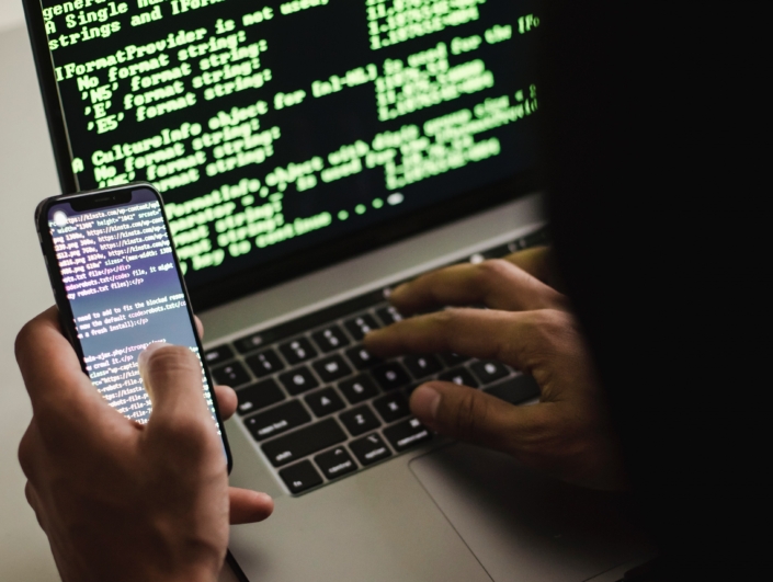 pexels-sora-shimazaki-5935791 (1) phone and computer